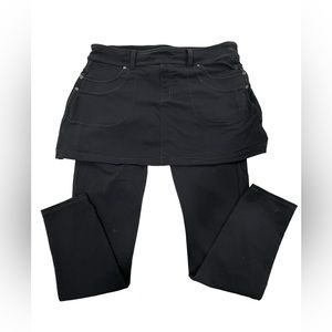 Athleta 2 in 1 black leggings with overskirt that had a denim appeal. Size M